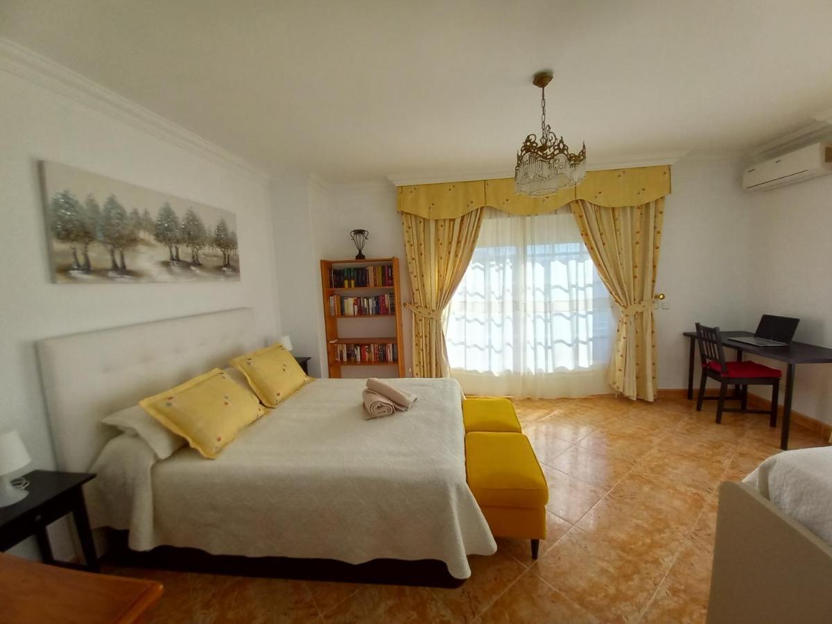 トロクス・コスタ アコモデーション サン ヒル ホーム Bed & Breakfast エクステリア 写真