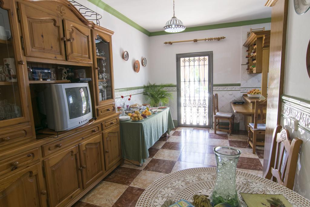 トロクス・コスタ アコモデーション サン ヒル ホーム Bed & Breakfast エクステリア 写真