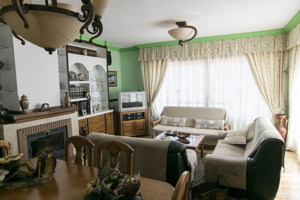 トロクス・コスタ アコモデーション サン ヒル ホーム Bed & Breakfast エクステリア 写真
