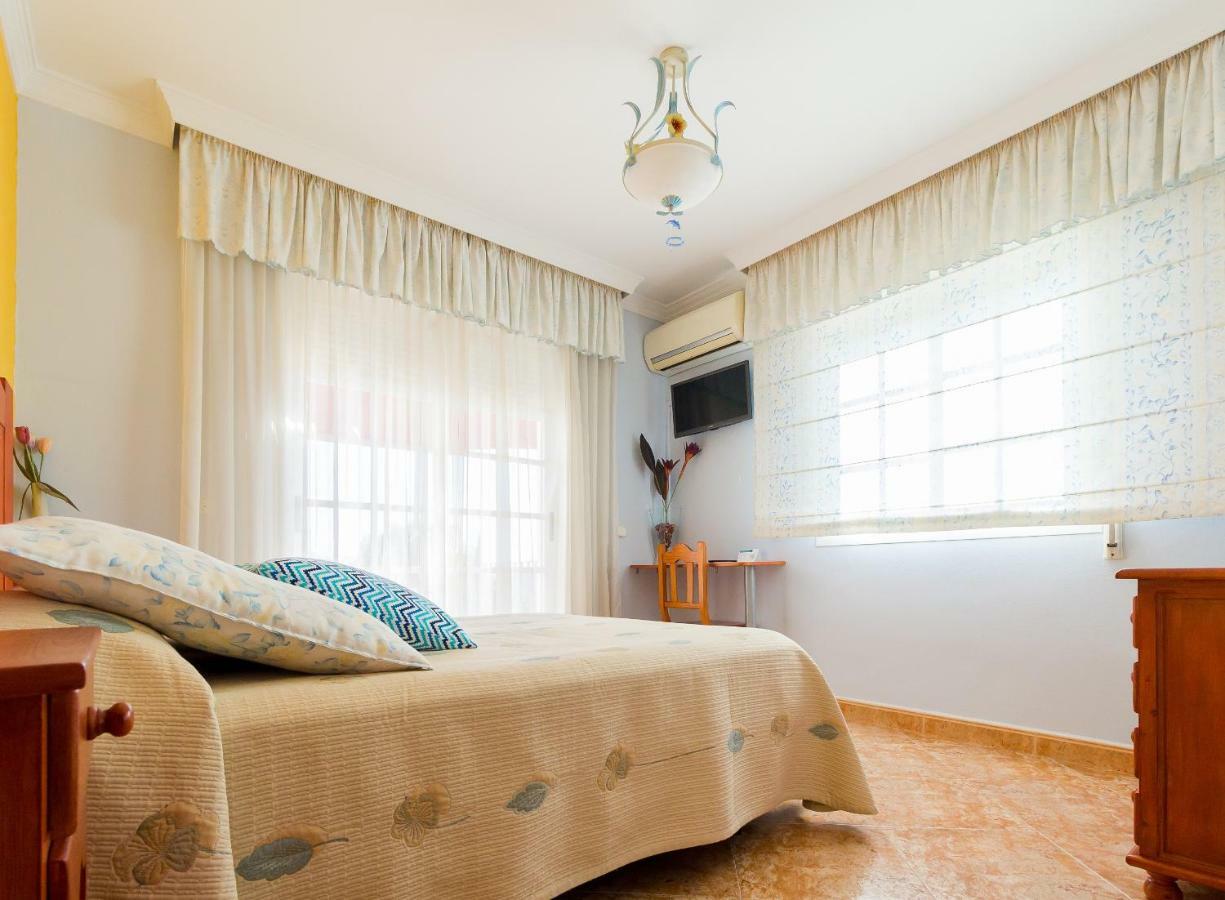 トロクス・コスタ アコモデーション サン ヒル ホーム Bed & Breakfast エクステリア 写真